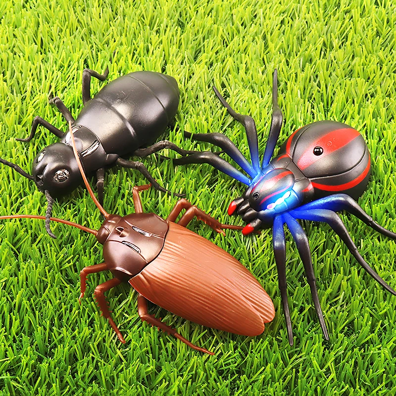 Infrared RC Remote Control Animal Insect Toy Kit for Child Kids Adults Cockroach Spider Ant Prank Jokes for Boys Pet Cat Dog