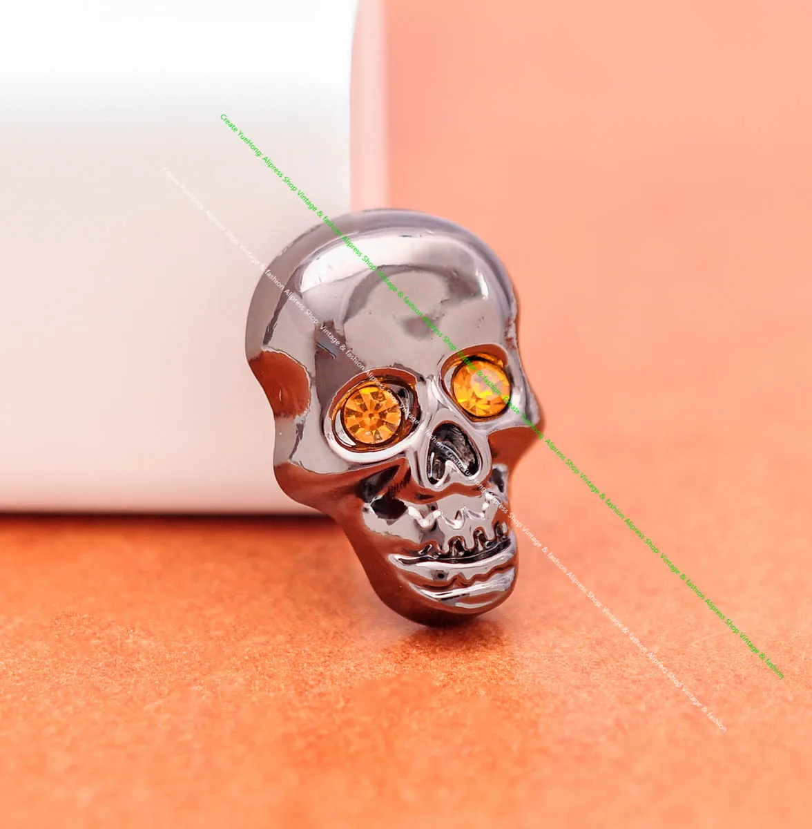 10pcs Gunmetal Biker Yellow Rhinestone Crystal Skull Head Conchos Screwback Punk Rivets Studs Leathercraft Bag Belt Shoes Decor