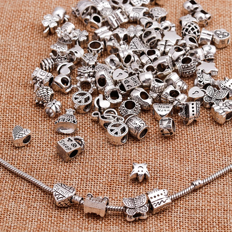 Large Sale Mixed Silver Color Alloy Charms Beads Fit Brand Charms Bracelets Necklaces for Women More than 1000 Style by Random