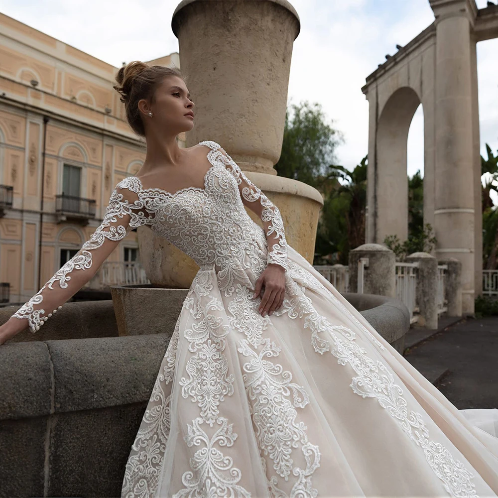 Modest Champagne Hochzeit Kleid mit Langen Ärmeln Schatz Zarte Spitze Brautkleid Sweep Zug EINE Linie Braut Kleider