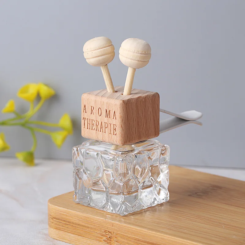 

Empty Air Freshener Vent Hanging Perfume Bottle Car Perfume Glass Bottle With Wooden Cap For Fragrance Diffuser