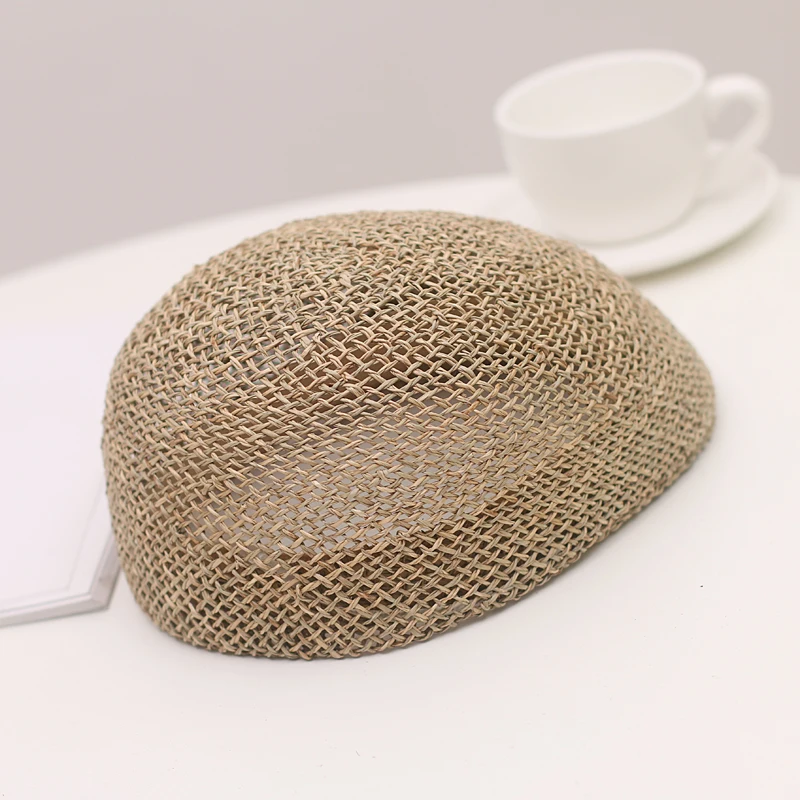 2021 Hand-woven Straw Women Summer Thin Newsboy Cap Painter Adjustable Rope Knitted Beret Mesh Breathable Beach straw hat