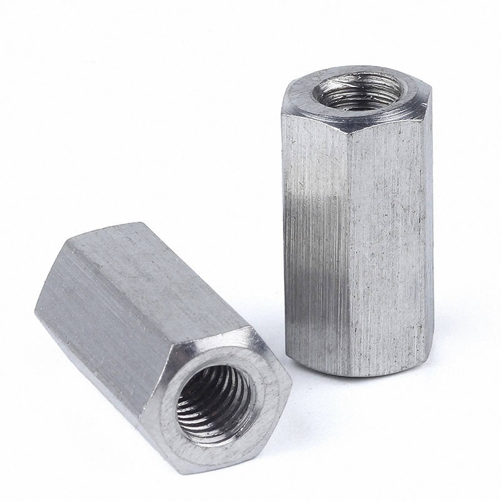 1Pcs A2-70 304 In Acciaio Inox Dado Esagonale Hex Estendere Lungo Rod Accoppiamento Dado Tubolare M4 M5 M6 M8 M10 M12 M16 M20 M24