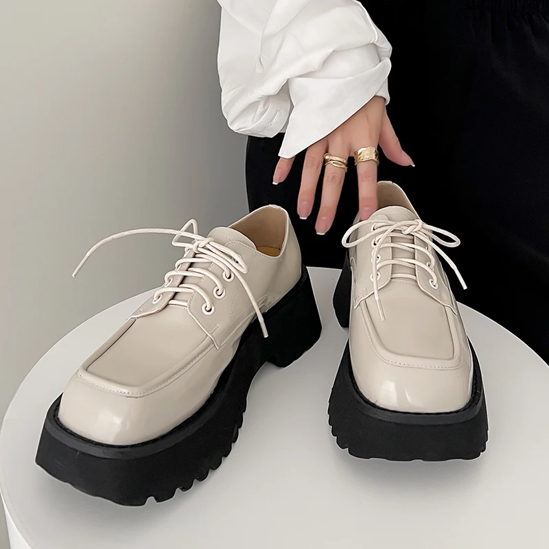 

Platform Shoes Woman 2022 Thick Bottom Women Creepers Japanese Style All-Match Loafer Shoes Square Toe White chaussures plates