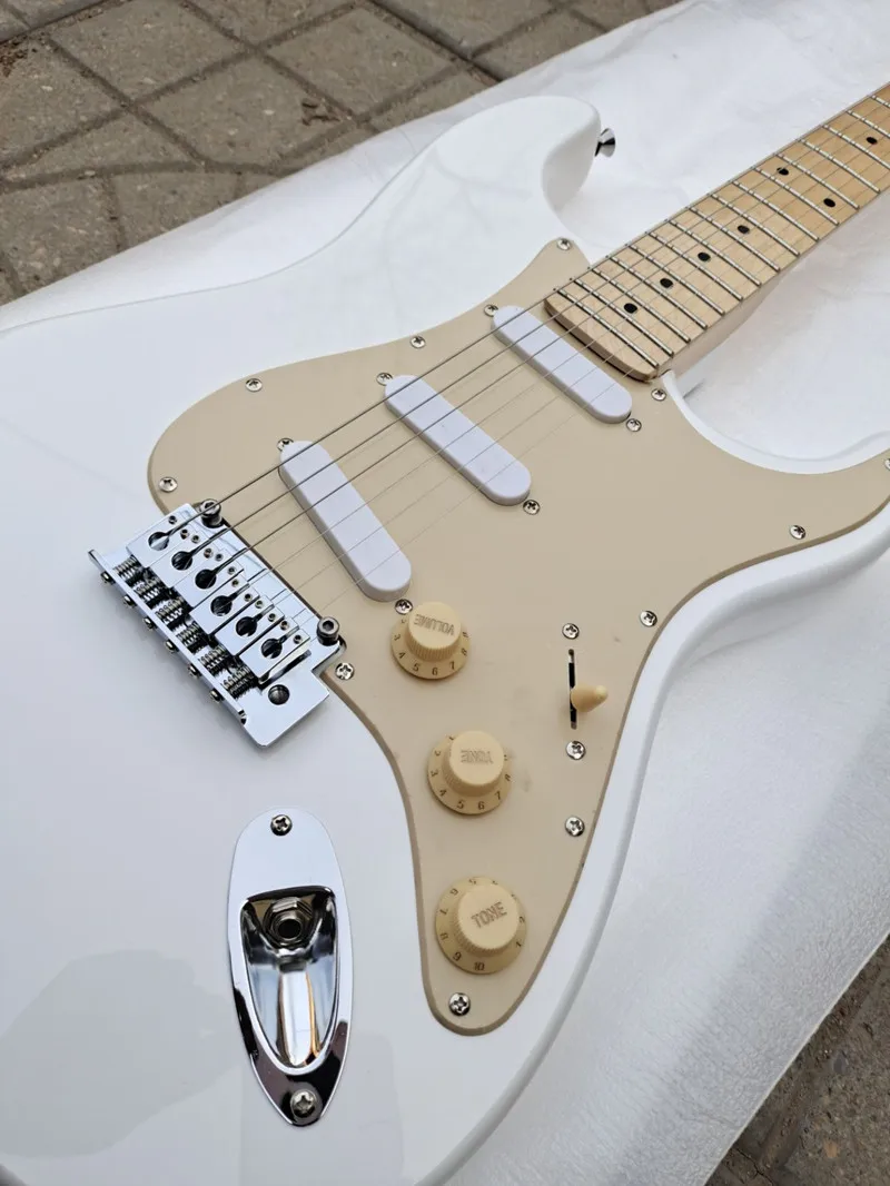 Guitarra eléctrica de 6 cuerdas de alta calidad, puente Tremolo, pickpocket, color blanco, fotos reales, entrega gratuita, novedad de 2021