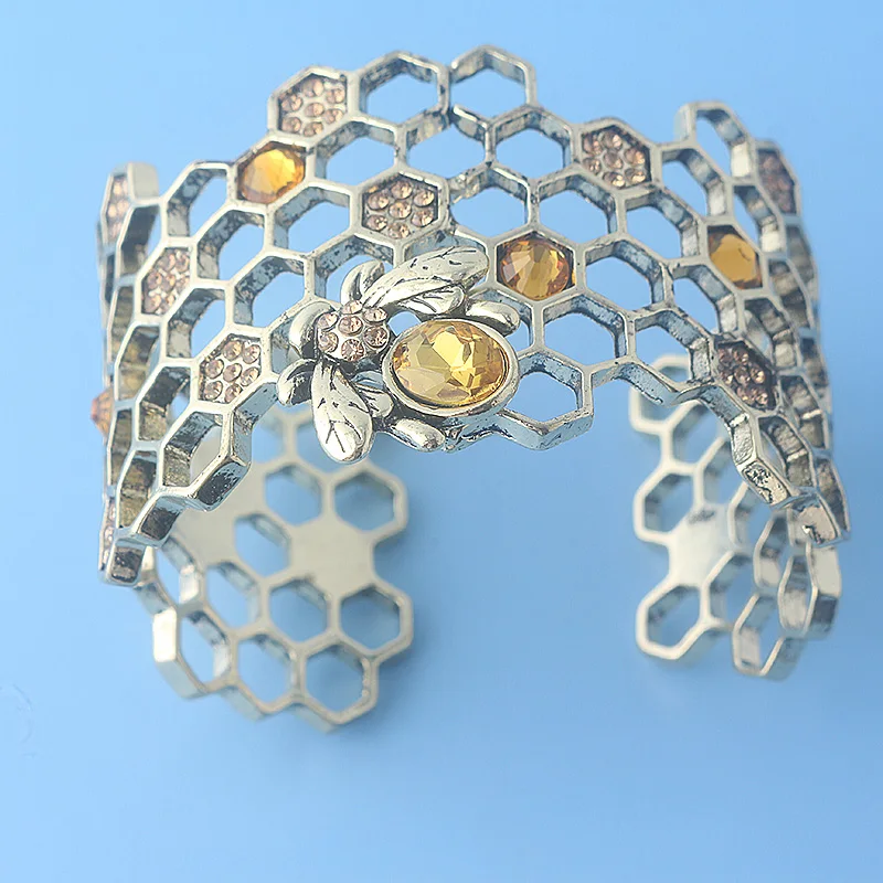 موضة النحل المفتوحة سوار للنساء الإبداعية الجوف العسل سبيكة هندسية Charms سوار السيدات فستان اكسسوارات مجوهرات