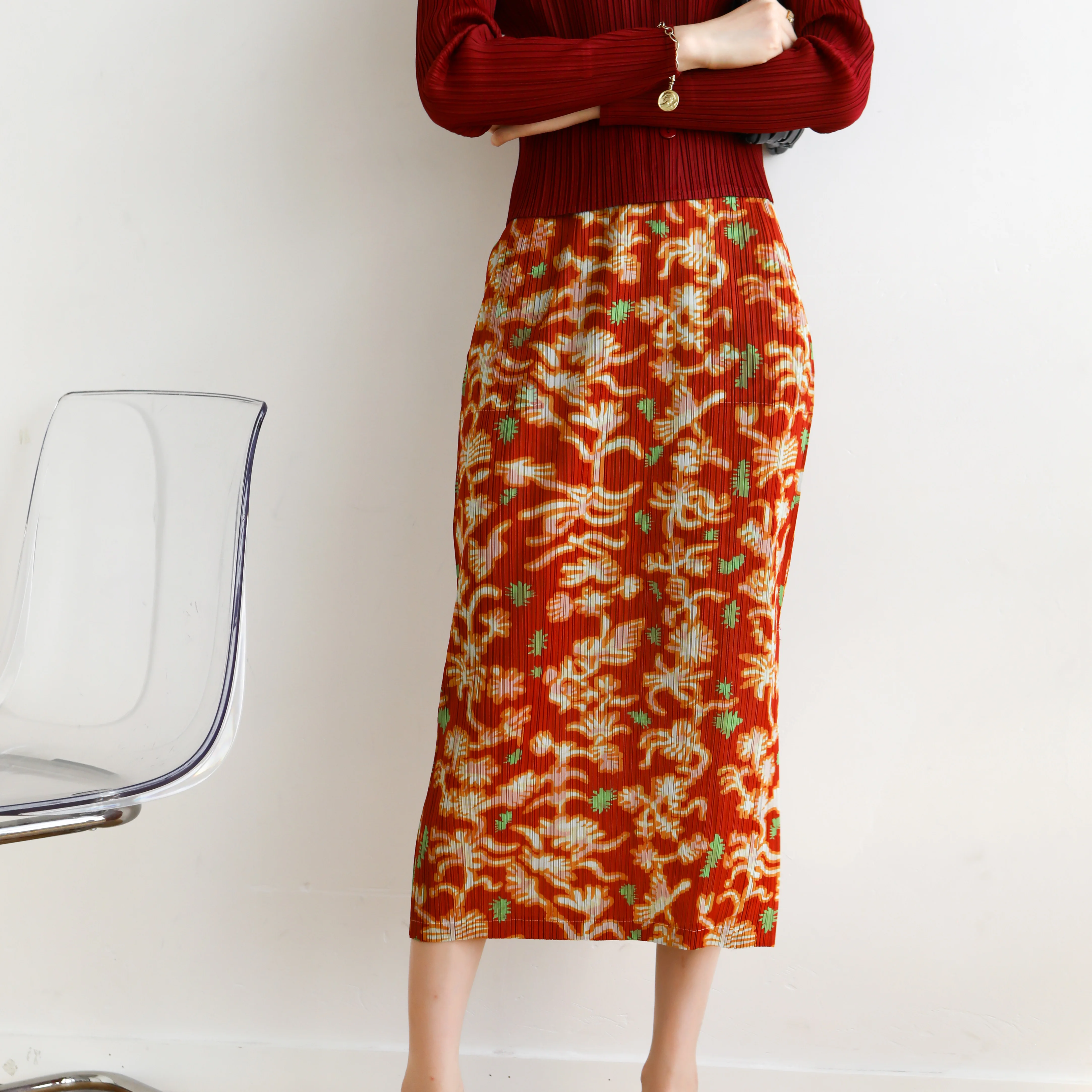 Autumn spring summer Miyake pleated temperament commuter side slit printed skirt