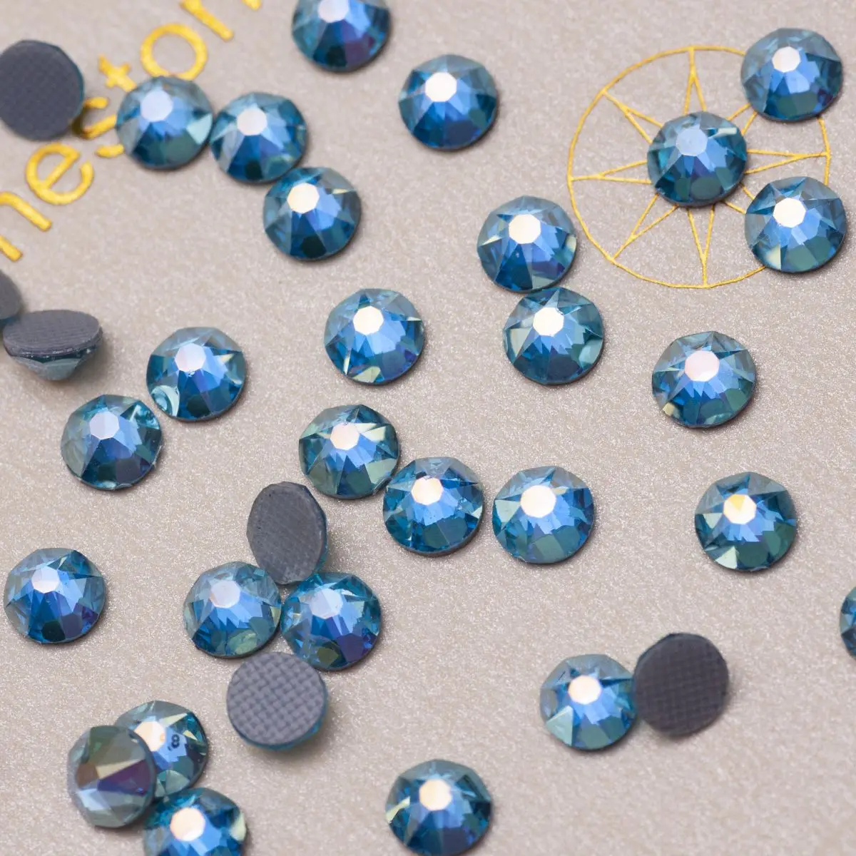 YANRUO 2088HF 8 große 8 kleine SW Element AB Hotfix Kristall AB Glänzende Steine zum Aufbügeln Hotfix Strass für Hochzeitskleider – Detail 5