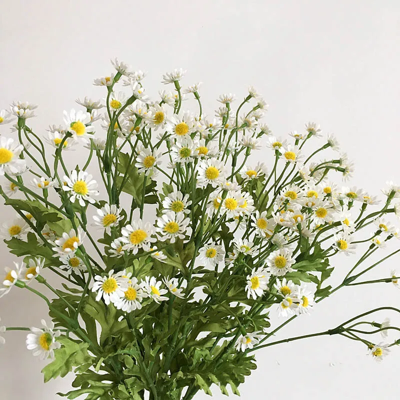 Artificial Daisy Flowers plastic Fake Chamomile Flowers Stamen Small Daisy for Wedding Home Table Decor