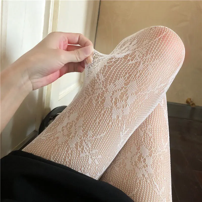 Japanese Style Mesh Fishnet Stockings Pantyhose Lolita Hollow Out Women Tights Fish Net Nylon Floral Print Sexy Women Pantyhose