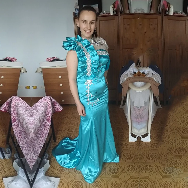 อาหรับชุดราตรีคอแชมเปญลูกปัด Rhinestones Mermaid Dresses ชุดเดรสแขนดูไบ Party Gowns 2020