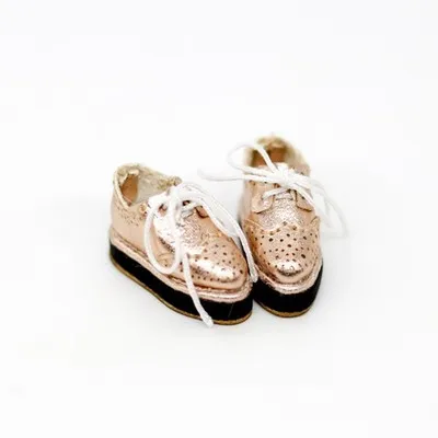 OB11ตุ๊กตาและขนาดรองเท้า Blythes แฟชั่นสไตล์อังกฤษรองเท้า Lacing Dazzle สี Loafers ทองแสงสีชมพูกุหลาบและอื่นๆสี