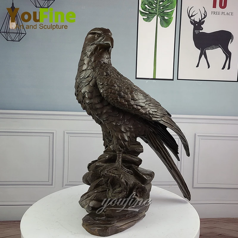 62cm Bronze Eagle Statue Bronze Eagle Sculpture On A Rock Bronze Casting Eagle Artwork For Home Decor Crafts Large Ornament