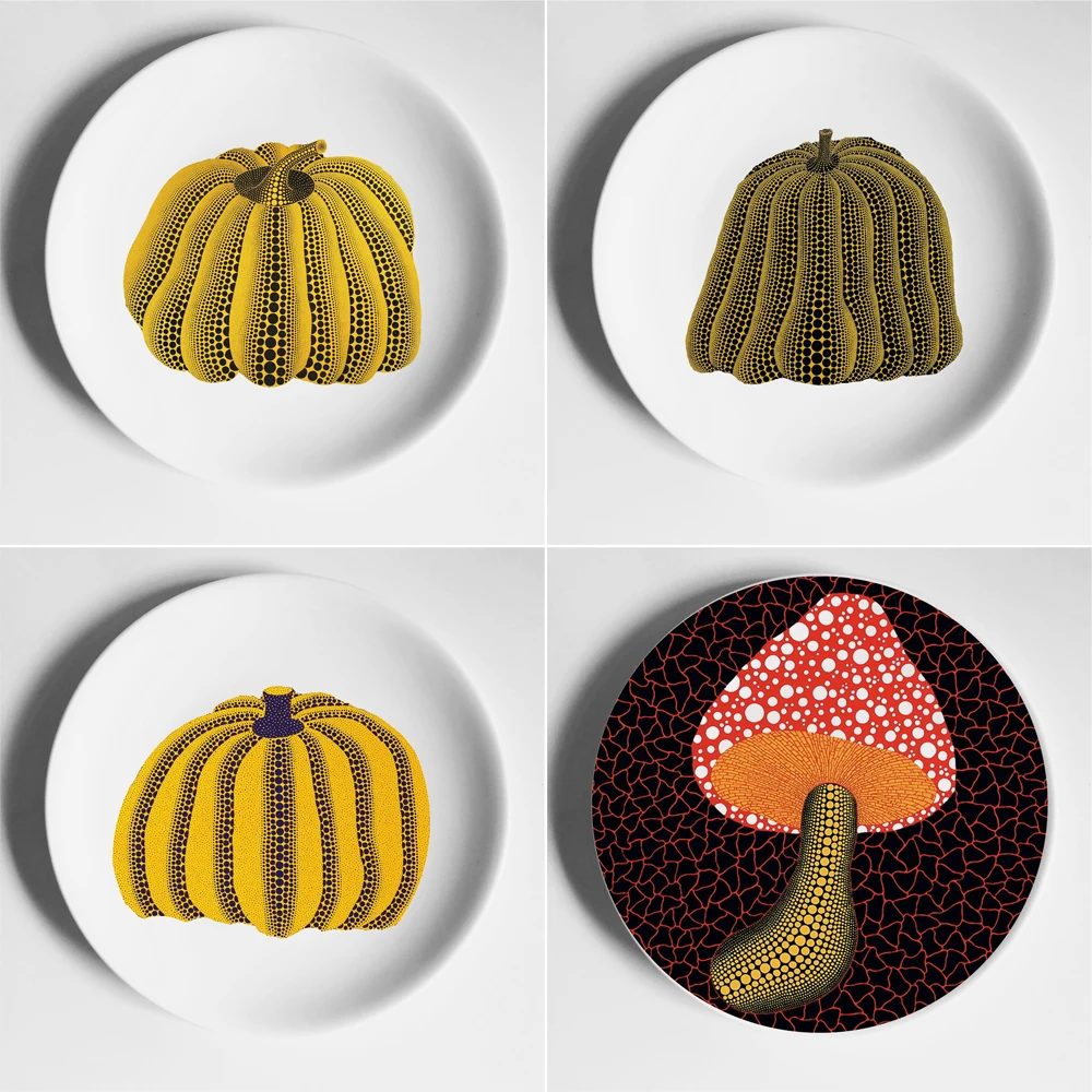 Placa de calabaza de Japón Kusama Yayoi, arte de porcelana, decoración de pared, placa colgante, placa decorativa de cerámica