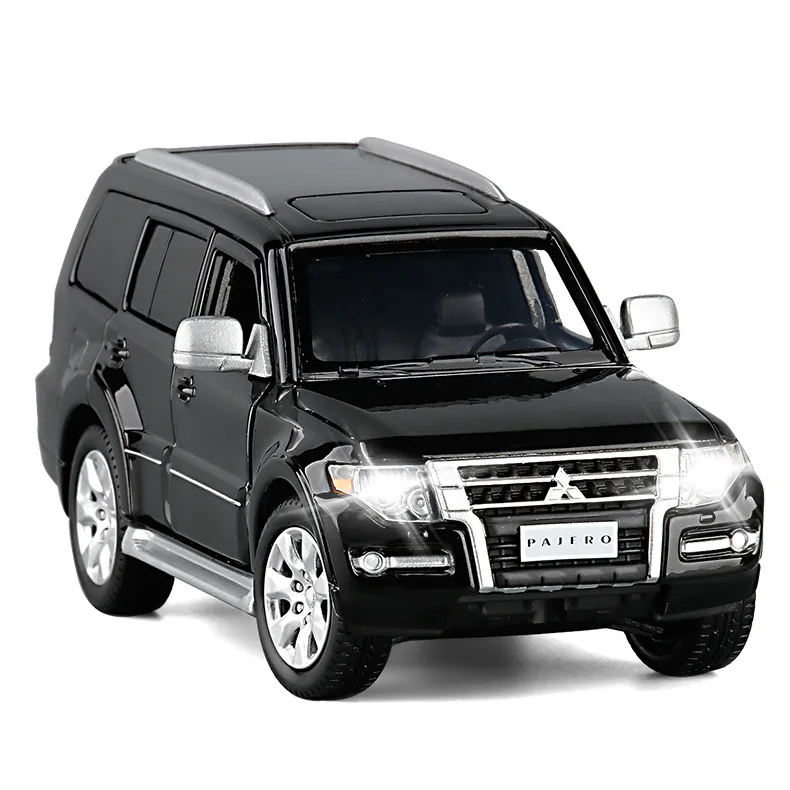 Hot 1:32 alloy pull back Pajero V97 car model,high simulation off-road vehicle toy,6-door design,free shipping