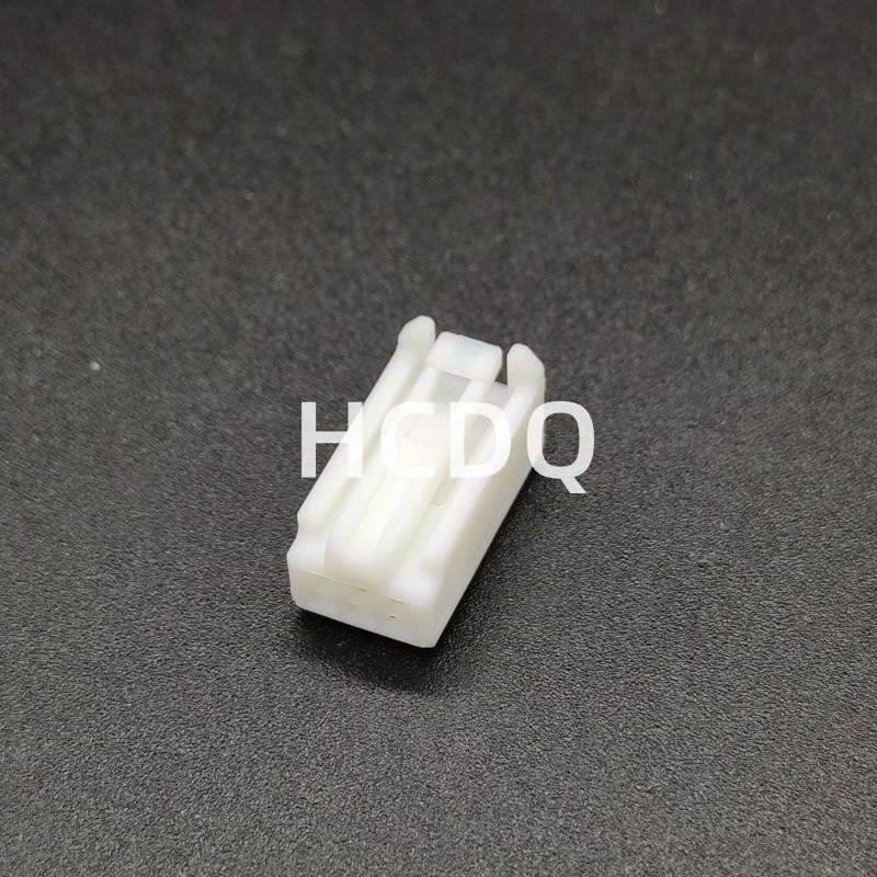 

The original 90980-11987 3PIN Female automobile connector plug shell and connector are supplied from stock