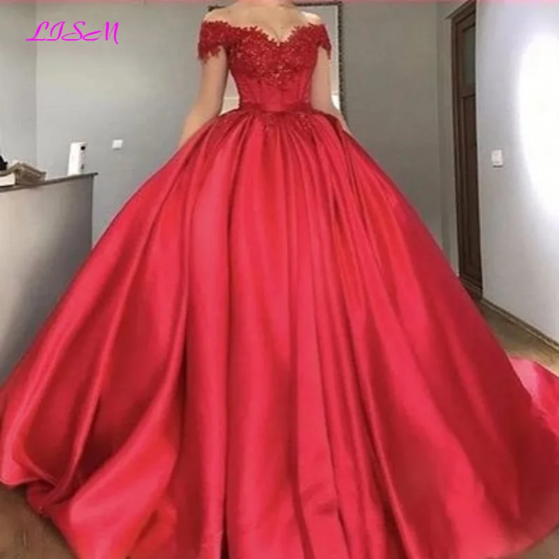 Vestido de baile vermelho fora do ombro, vestidos de baile, apliques de renda, cetim frisado, vestido de noite, espartilho, vestidos de festa formais, 2024