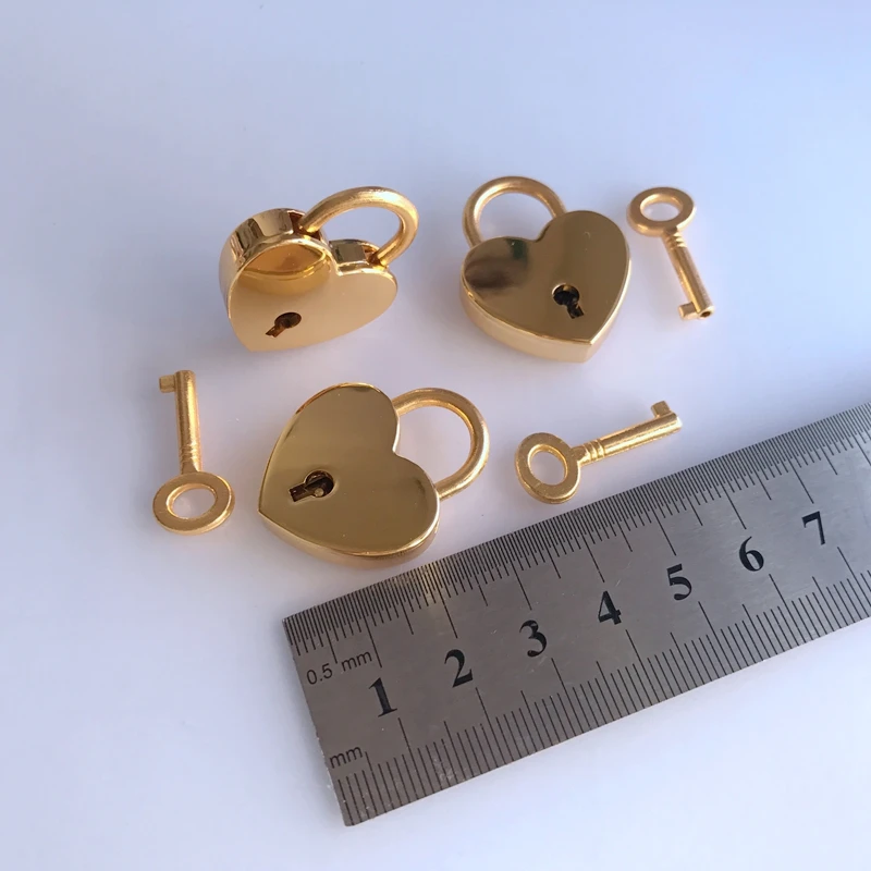 Small Cute Love Heart Lock With Different Color Metal Padlock  25x35mm S Size