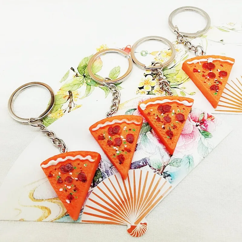 Creative Fashion Jewelry Simulation Pizza Pendant Key Chain Best Children\'s Day Gift Resin Key Chains Food Series Accessories