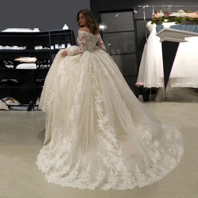 Angelsbridep Modest Strapless Lace Ball Gown Wedding Dresses Long Sleeves Illusion Tulle Appliques Plus Size Bridal Gowns 2022