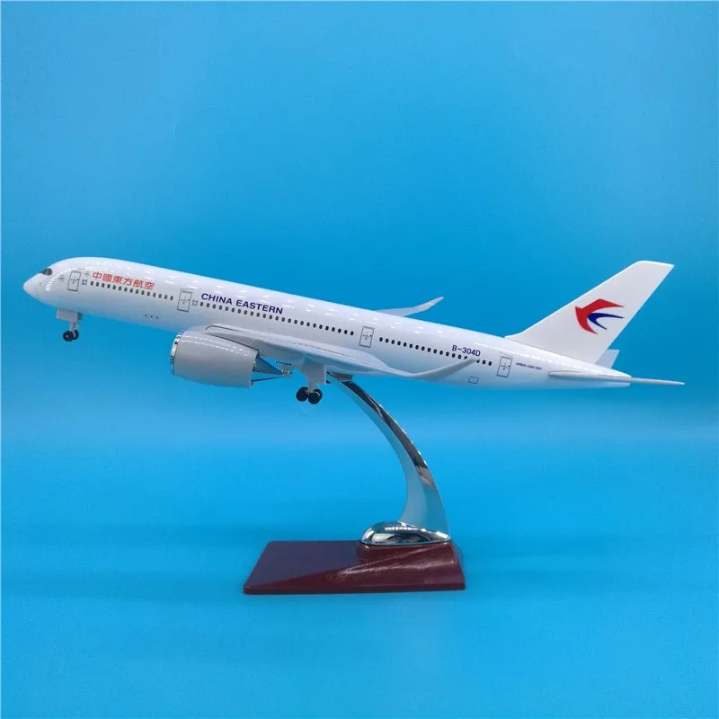 Static model aircraft, China Eastern Airline, Airbus A350,37 cm long,  aircraft accessories, aviation souven