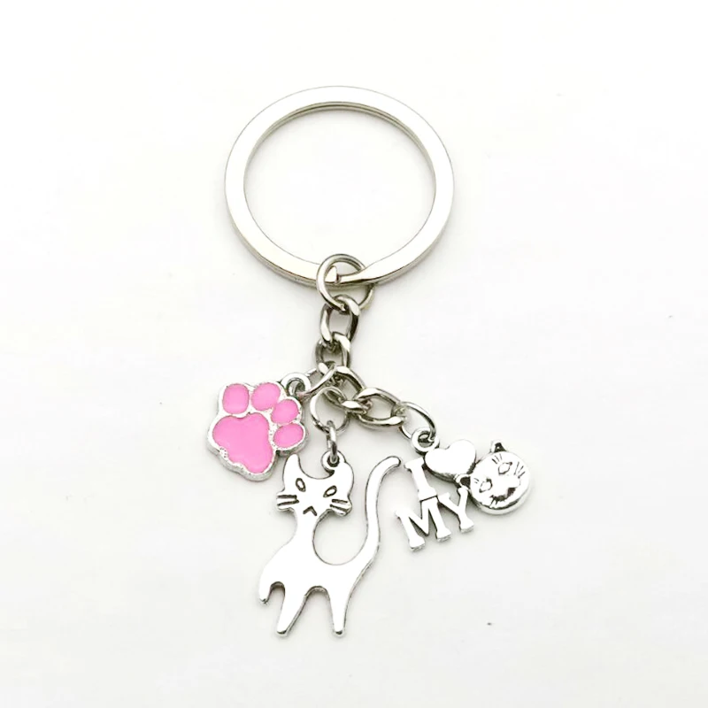 New Creative Cat Pendant Key Chain Three-color Paw Print Cute Sign I Love Cat Key Chain Fashion Leather Bag Charm Gift Men Women