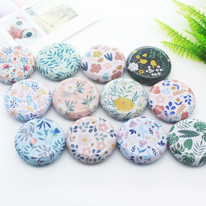 1PC Retro Flower Mini Round Portable Coins Pill Tinplate Box Cosmetic Jewelry Storage Case Candy Gift Box Home Sewing Kit Box