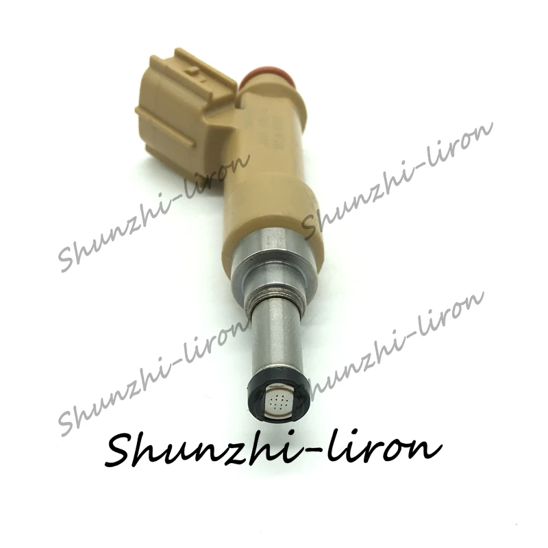 8pcs Fuel injector nozzle for Toyota Corolla Auris Scion xD 1.8L L4 23250-0T010 23250-39145 23250-37010