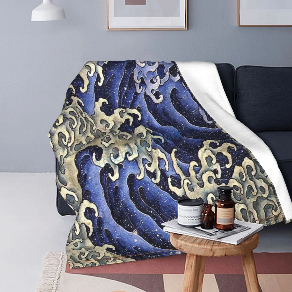 Japanese Feminine And Masculine Waves Throw Blanket Winter flannel bedspreads, bed sheets, blankets on cars and sofas, sofa