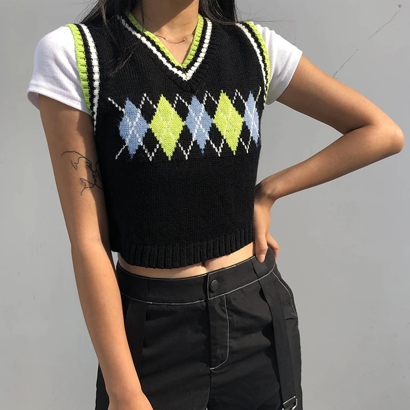 IAMSURE Casual Argyle Plaid Sweater Vest Women Elegant Winter Sleeveless 90\'s Aesthetic Sweater Knit Vintage V-Neck Crop Top