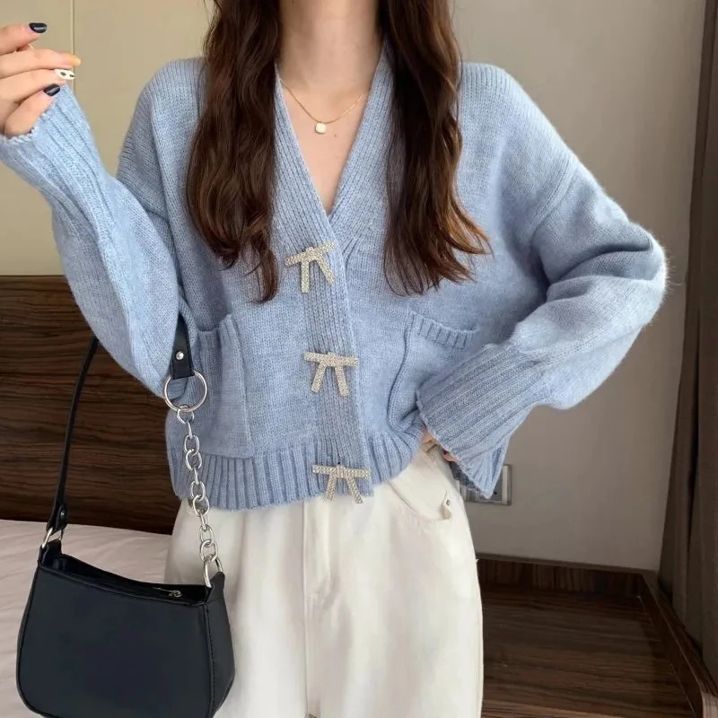 

Korean Rhinestone Bow Buttons Cardigan Sweater Solid Color V-neck Preppy Style Cropped Sweater Simple Loose Slim Knitted Sweater