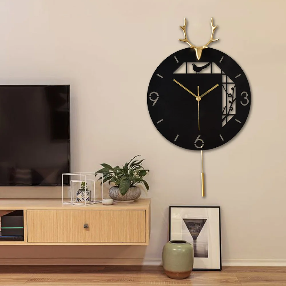 Modern Nordic wall clock decoration copper deer head clock living room simple and silent metal belt pendant home decoration