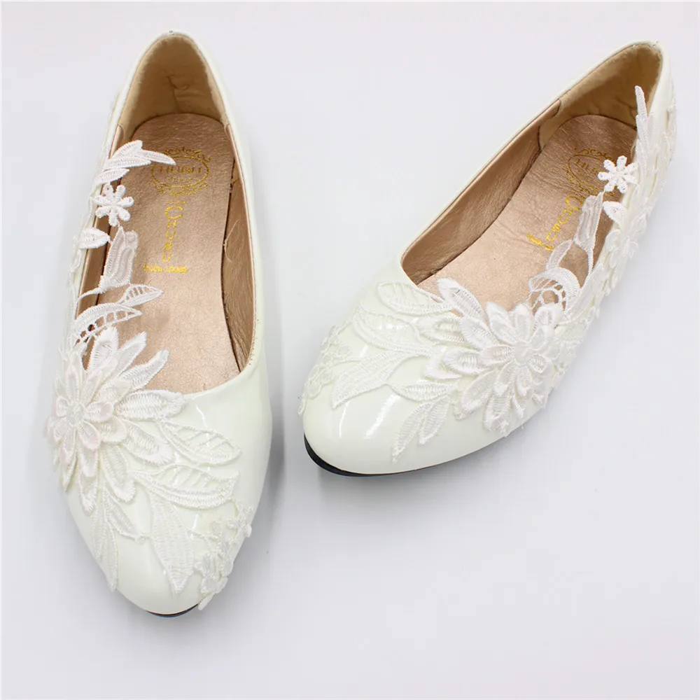 Hot seller flat white ladies shoes lace wedding dress shoes soft soles bridal shoes Large size wedding shoes with rubber soBH171