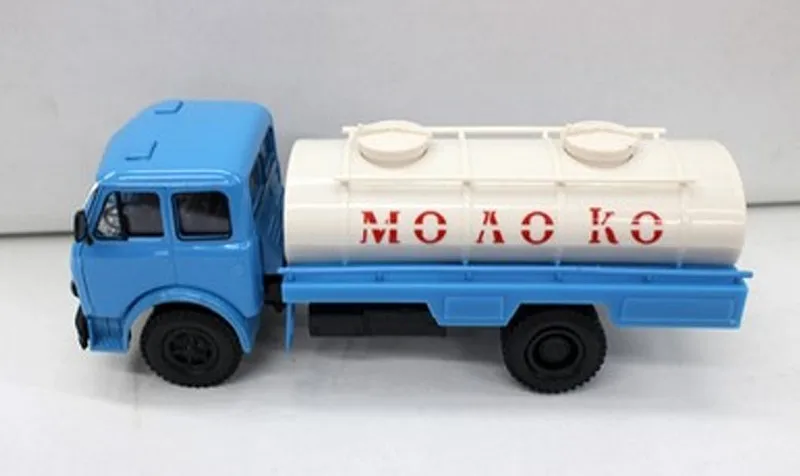 1:43 MAZ TANKER TRUCK Alloy model car Metal diecast toys for childen kids hottoys gift