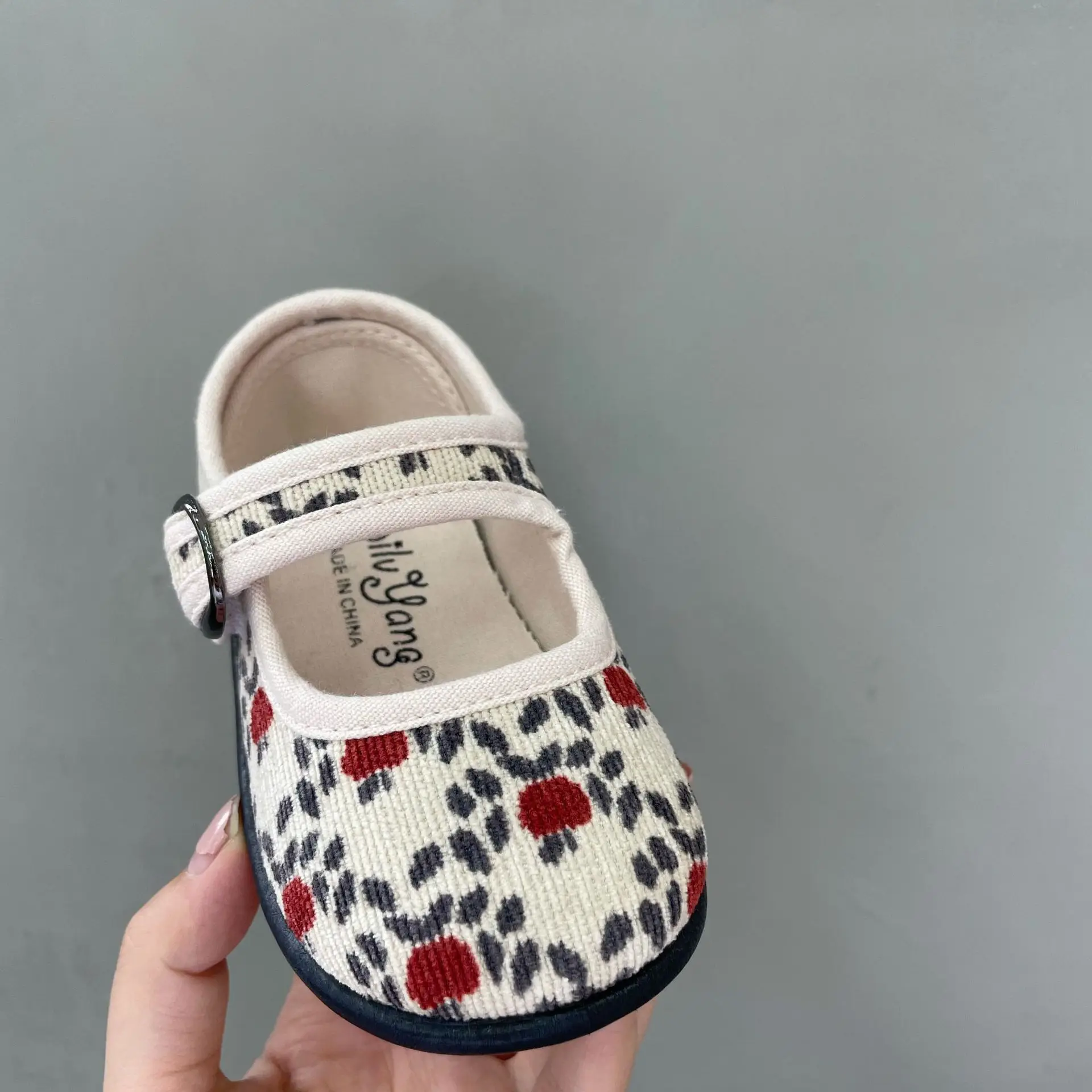 

Newborn Baby Girl Shoes Children Shoes Spring Autumn Corduroy First Walkers Shoes Floral Soft Soles Non-slip Kids Shoes