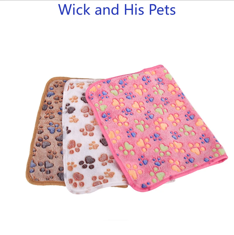 Pet Dog Cat Blanket Super Soft Fluffy Coral Fleece Kennel Cushion Paw Print Warm Bed Mat for Kitten Puppy Medium Large Dogs Cats