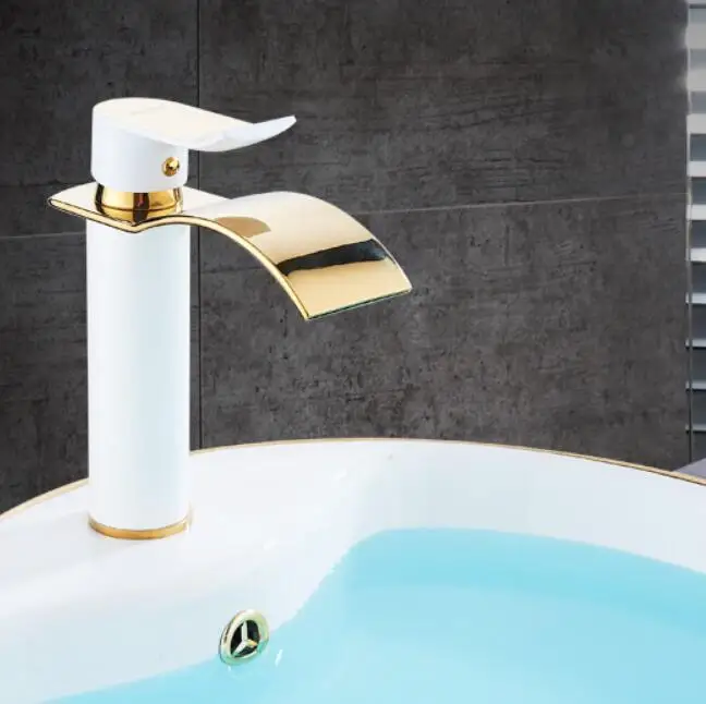 Tuqiu Wastafel Kraan Goud Waterval Kraan Messing Badkamer Kraan Badkamer Wastafel Kraan Mengkraan Warm En Koud Wastafel Kraan