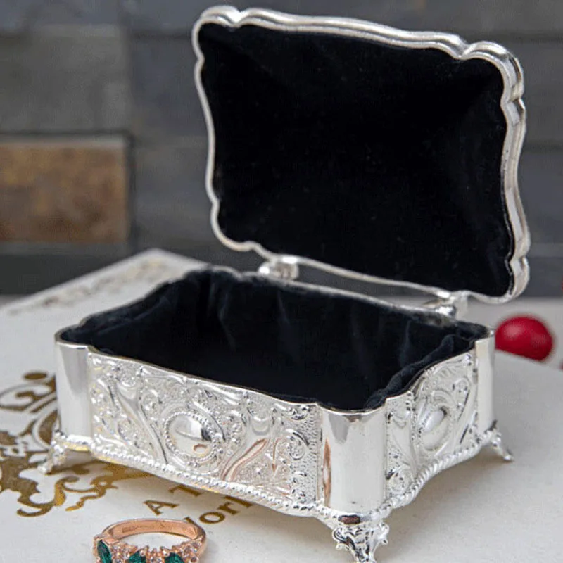 Retro Trinket Box Treasure Jewelry Box Antique zinc alloy silver color square small Rectangle Box Case for Girl Women
