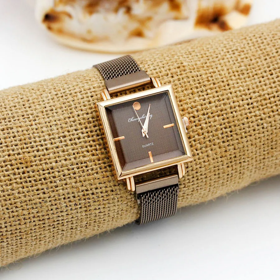 Female Jewelry Magnetic Mesh Belt Watches Square Quartz Bracelet Watch Ladies Starry Sky Clock Luxury Women Dress Wristwatches