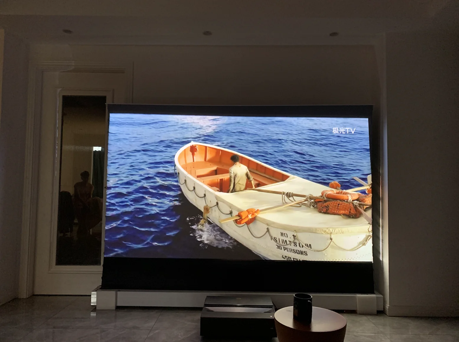 Freies Verschiffen 100 Zoll 16:9 CLR Faltbare Projektor Bildschirm Mit Ultra Kurze Werfen ALR Mit 0,6 Verstärkung Für Home Cinema – Detail 25