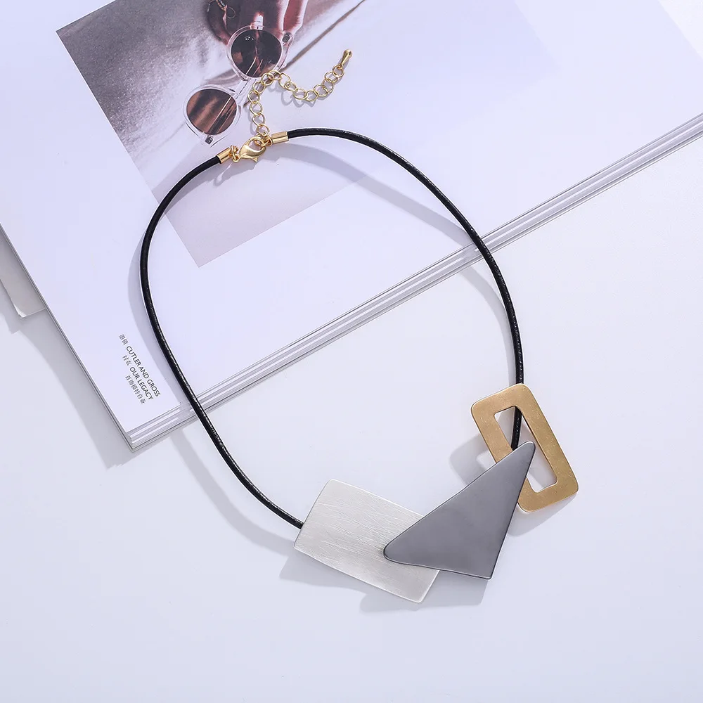 Trendy Neck Chokers Necklaces Geometric Leather Rope Women's Statement Fashion Suspension Jewelry Female Decoration Accessories