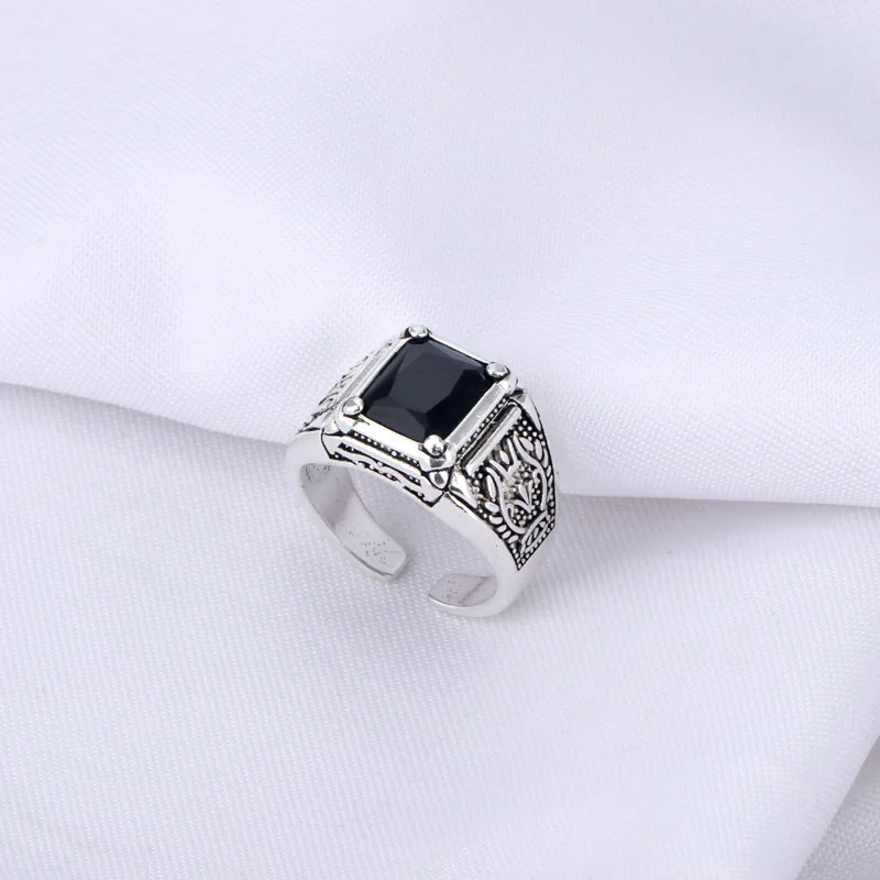 Nuovo arrivo Retro Thai Silver Black Crystal Men Ring gioielli originali per uomo regalo di compleanno Never Fade Cheap