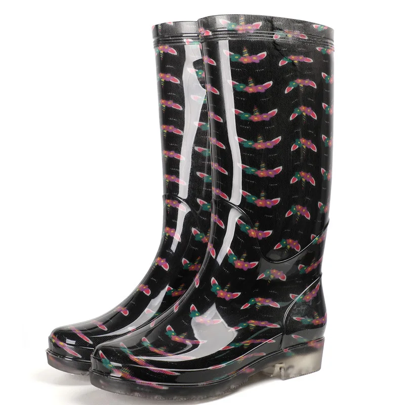 Novos sapatos de chuva femininos impressos botas de chuva tubo alto anti-skid resistente ao desgaste inferior botas de água alta superior de borracha à prova dwaterproof água sapatos