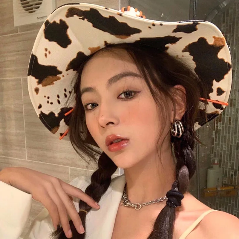 2021New Autumn winter Hot girl\'s hats Western Style Tiara Cowgirl Hat for Women fedoras leather pink cowboy hats Cow pattern Cap