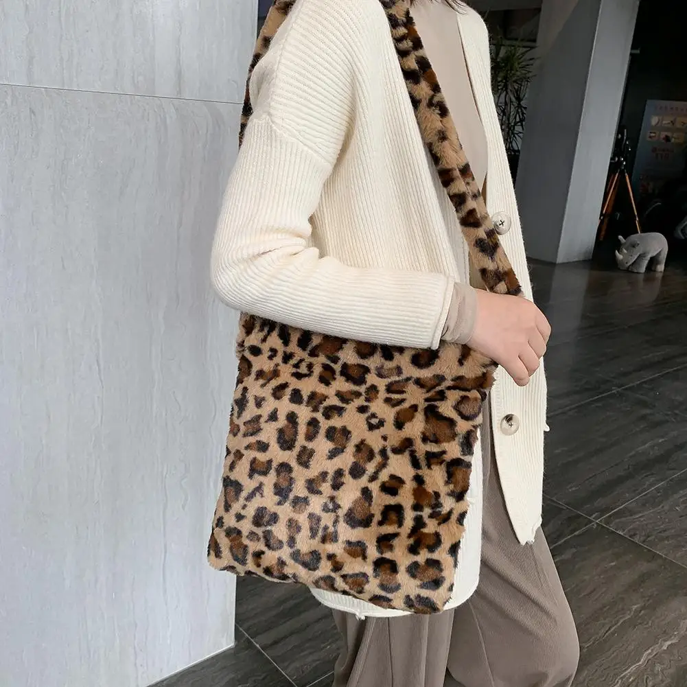 Retro Leopard Print Crossbody Bags for Women 2020 Autumn Winter Plush Soft Shoulder Messenger Handbag Bag Fluffy Warm Fur Bag