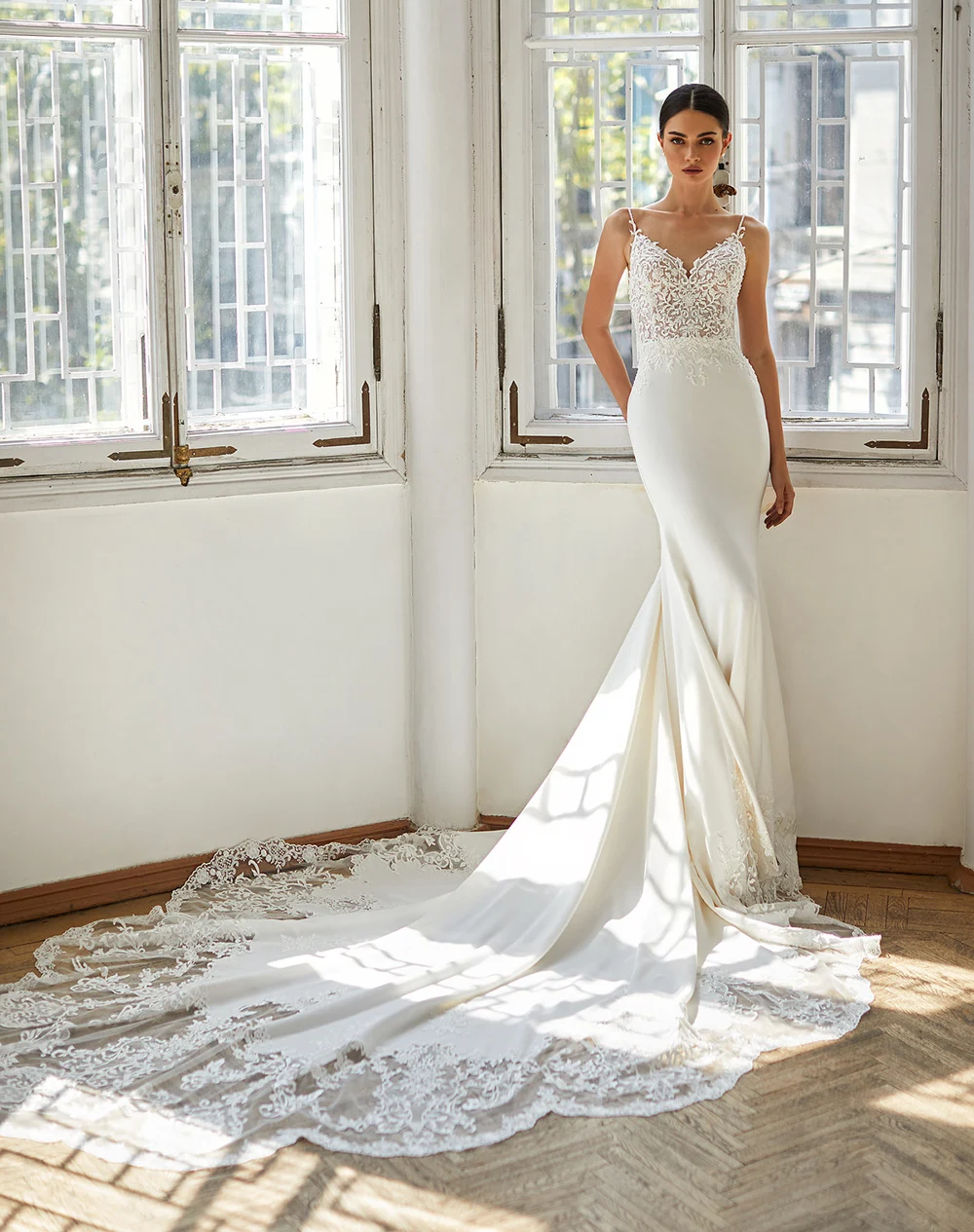 Abiti da sposa Sexy a sirena con spalline sottili scollo a cuore su misura cappella treno abito da sposa in pizzo Robe de Mariage