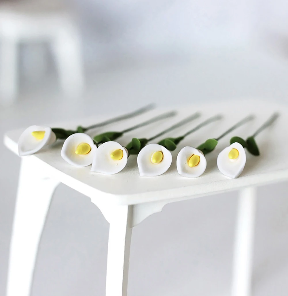 10Pcs 1/12 Dollhouse Miniature Accessories Mini White Flower Calla Lily Simulation Model Toy Furniture for Doll Home Decoration