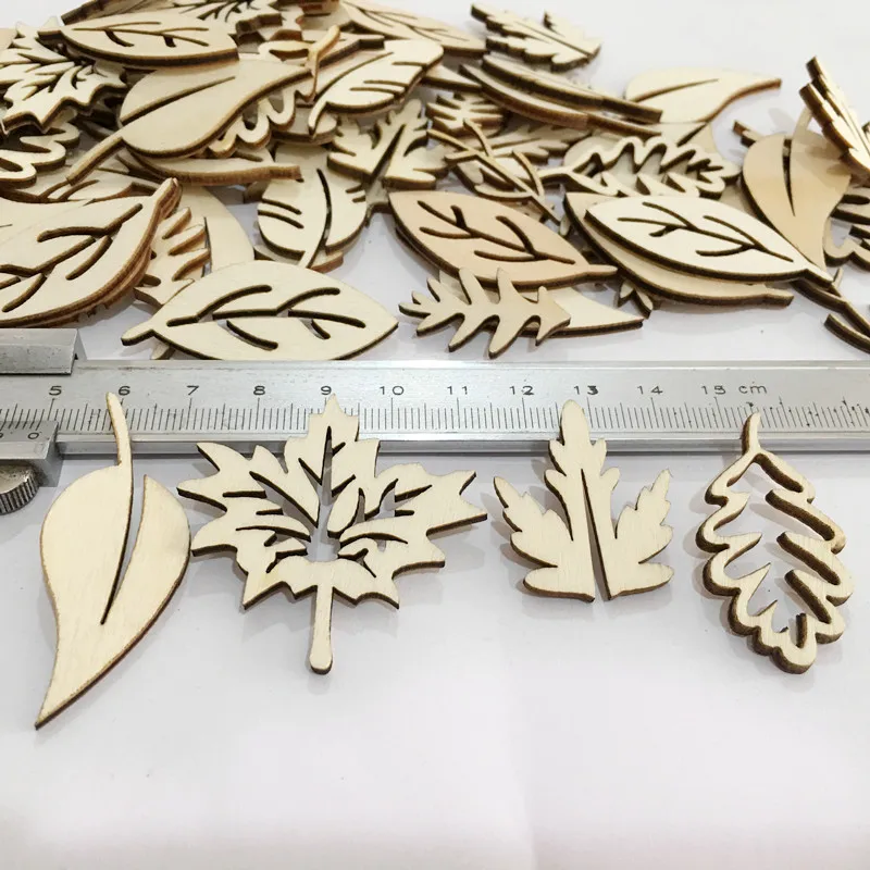 20pcs Unfinished Blank Leaf Wood Tag Pendants Antique Wooden Cutouts Hanging Ornament Hollow Wooden Slices for DIY Craft Making