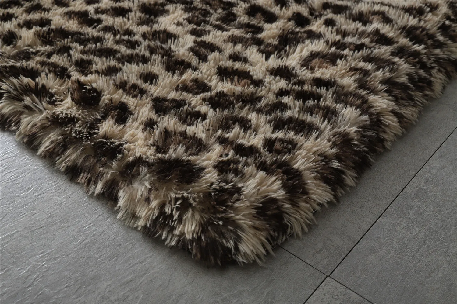 Fluffy Shag Area Rug for Living Room Non-Slip Cute Luxury Shaggy Floor Carpet Large Plush Furry Shag Rug Super Soft Fuzzy Carpet