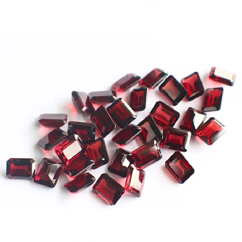 Natural Mozambique Garnet Small Star Anise, High-Quality, High-Purity, Crack-Free Jewelry